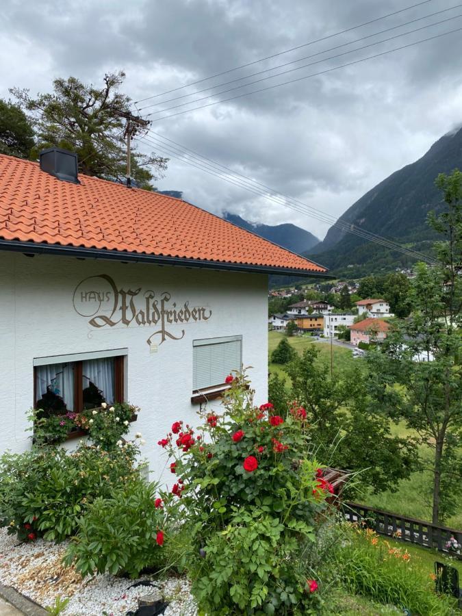 Haus Waldfrieden Leilighet Sautens Eksteriør bilde